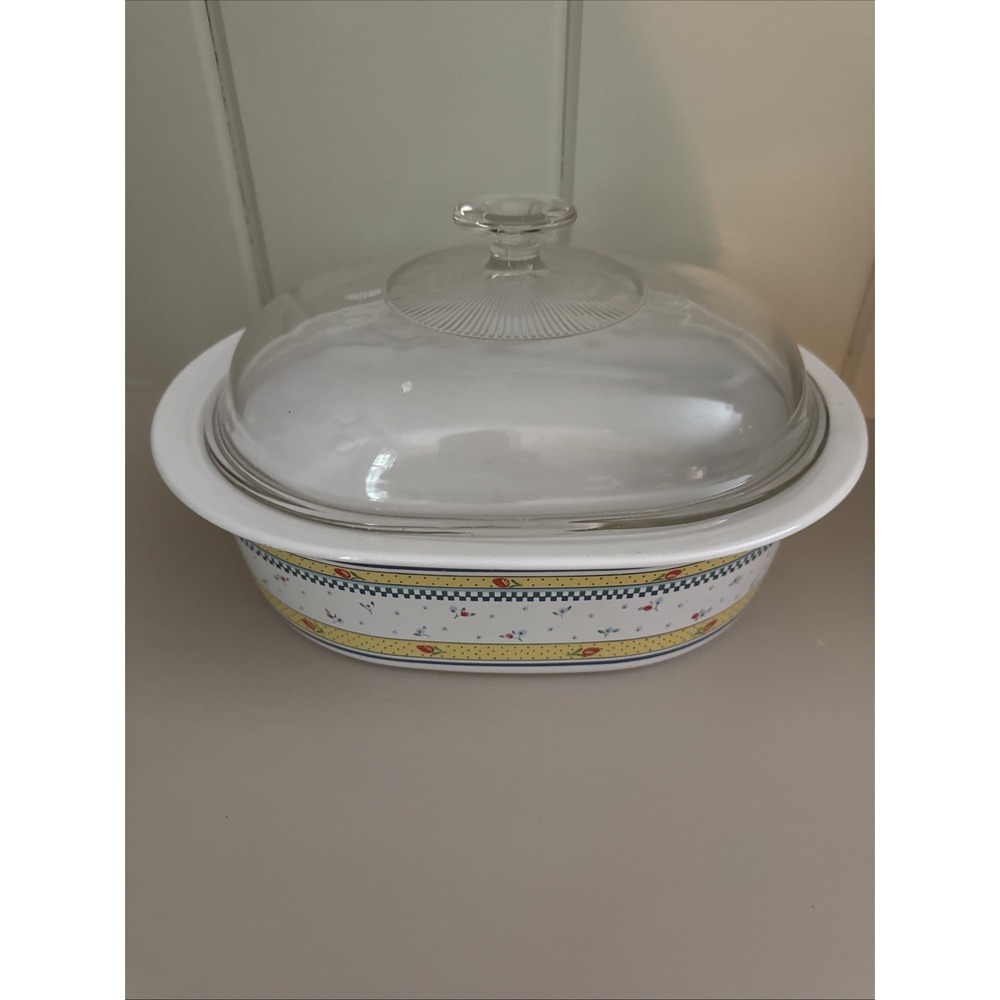 VintageCorning Ware Casserole With Lid Red Yellow And Blue Floral 11.5x9.5 2.5qt